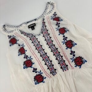 Torrid Womens White Embroidered Floral Babydoll Tank Top Size 0 Boho Hippie